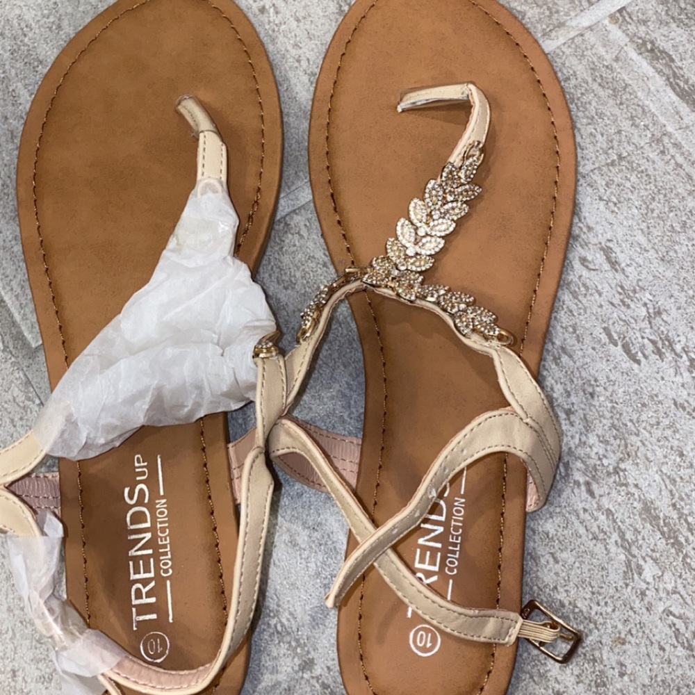 NEW womens sandals